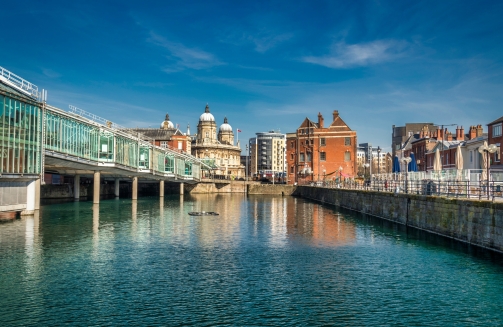 HullVenue Finder'